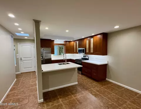 5524 N 10th St, Phoenix, AZ 85014