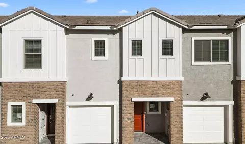 2832 W Eagle Talon Rd, Phoenix, AZ 85085
