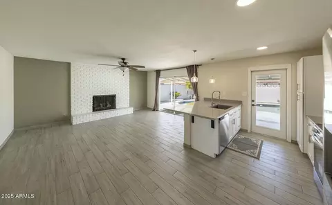 1946 E Wesleyan Dr, Tempe, AZ 85282 photo 6
