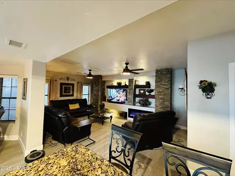 41 S Honeysuckle Ln, Gilbert, AZ 85296 photo 15