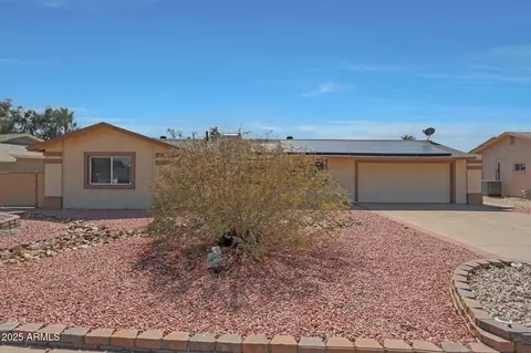 10625 W Crosby Dr, Sun City, AZ 85351