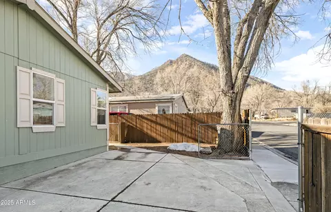 4319 N Nyla Dr, Flagstaff, AZ 86004