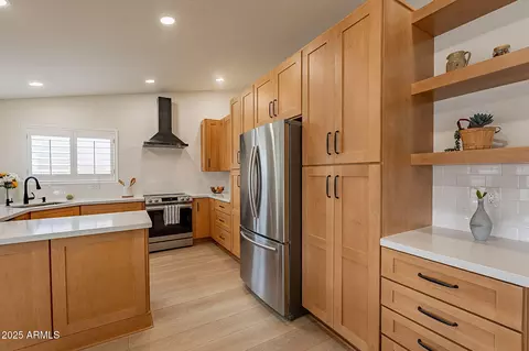 4331 W Soft Wind Dr, Glendale, AZ 85310