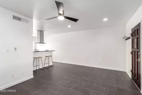 Living - 749 E Montebello Ave #228, Phoenix, AZ 85014 photo 1 of 1