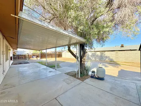 3133 N 81st Ave, Phoenix, AZ 85033 photo 3