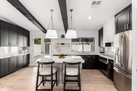 1971 E Sunburst Ln, Tempe, AZ 85284