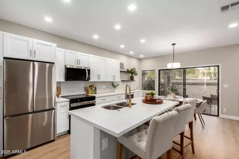 9705 E Mountain View Rd #1056, Scottsdale, AZ 85258