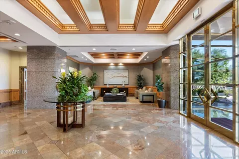 Entry Way - 1040 E Osborn Rd #1801, Phoenix, AZ 85014 photo 2 of 2