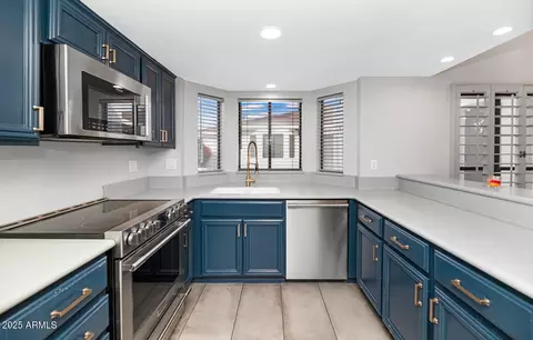 406 W Fellars Dr, Phoenix, AZ 85023 photo 15
