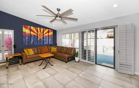 406 W Fellars Dr, Phoenix, AZ 85023 photo 9