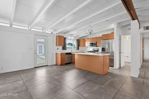 1009 E Bethany Home Rd, Phoenix, AZ 85014 photo 9