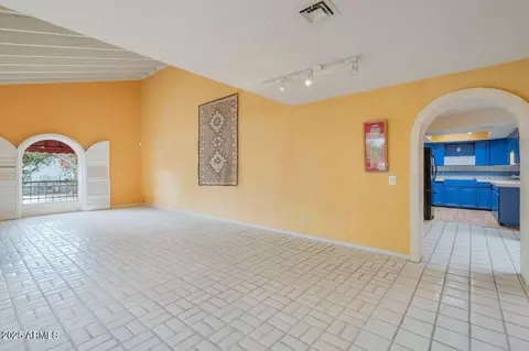3022 E Weldon Ave, Phoenix, AZ 85016 photo 3