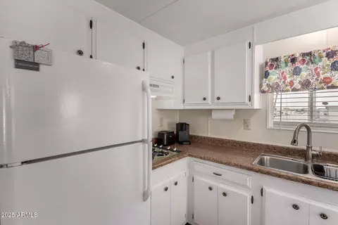 Kitchen - 10712 E Apache Trl #A21, Apache Junction, AZ 85120 photo 3 of 3