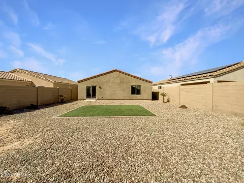 Exterior - 13189 E Aster Ln, Florence, AZ 85132 photo 2 of 4