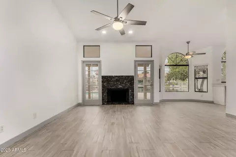 438 E Vaughn Ave, Gilbert, AZ 85234 photo 17