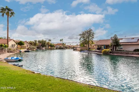 438 E Vaughn Ave, Gilbert, AZ 85234 photo 9