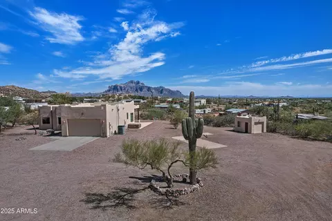 5117 N Chisholm Rd, Apache Junction, AZ 85120 photo 3