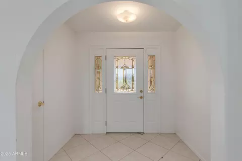 962 E Greenway St, Mesa, AZ 85203 photo 4