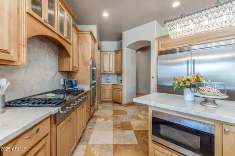 Kitchen - 690 E Seattle Slew Ln, Gilbert, AZ 85296 photo 3 of 3