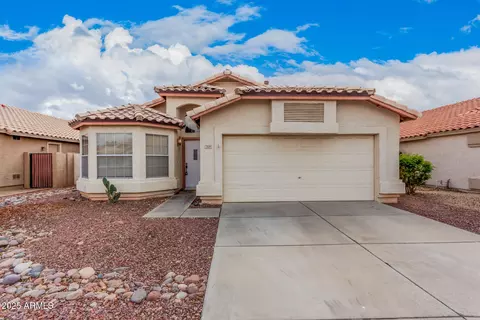 7929 W Wescott Dr, Glendale, AZ 85308