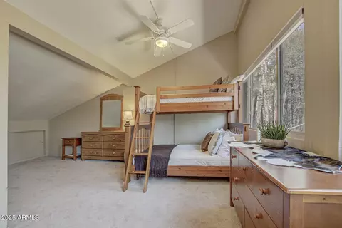 Bedroom - 9167 N Circle Dr S, Pine, AZ 85544 photo 2 of 6
