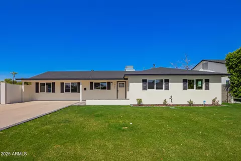 4402 E Mitchell Dr, Phoenix, AZ 85018 photo 2