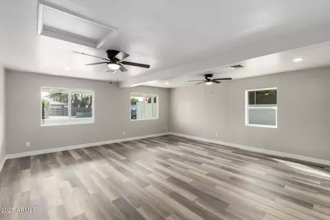 4402 E Mitchell Dr, Phoenix, AZ 85018 photo 18