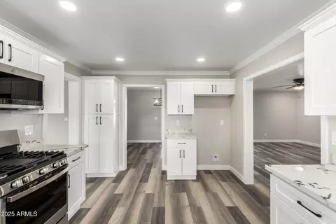 4402 E Mitchell Dr, Phoenix, AZ 85018 photo 17