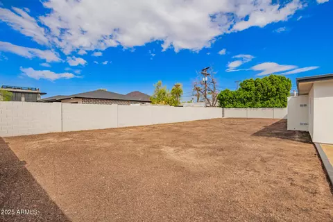 4402 E Mitchell Dr, Phoenix, AZ 85018 photo 41