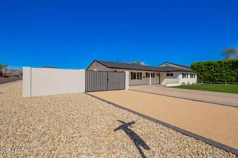 4402 E Mitchell Dr, Phoenix, AZ 85018 photo 3