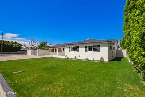 4402 E Mitchell Dr, Phoenix, AZ 85018 photo 5