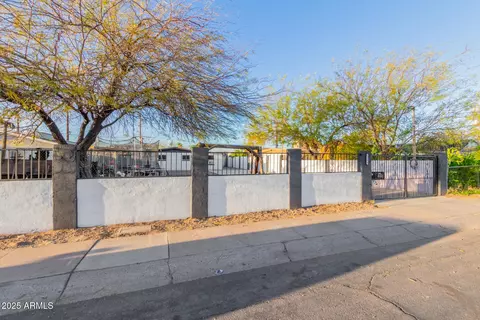 1506 E Marguerite Ave, Phoenix, AZ 85040