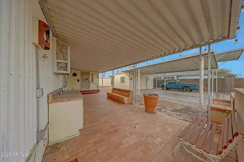 2644 E Kelton Ln, Phoenix, AZ 85032 photo 9