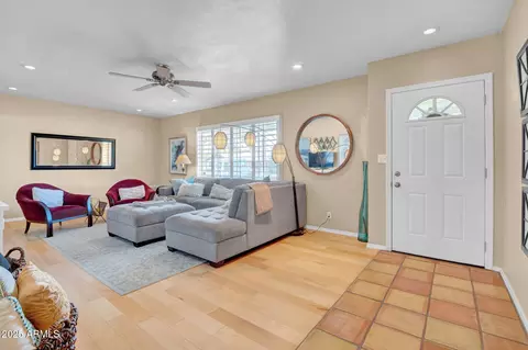 3338 E Turney Ave, Phoenix, AZ 85018 photo 6