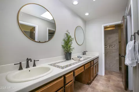 4605 E Valley View Dr, Phoenix, AZ 85044 photo 15