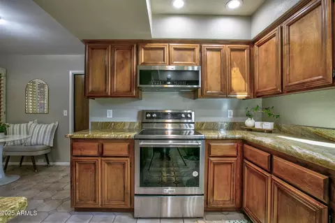 4605 E Valley View Dr, Phoenix, AZ 85044 photo 8