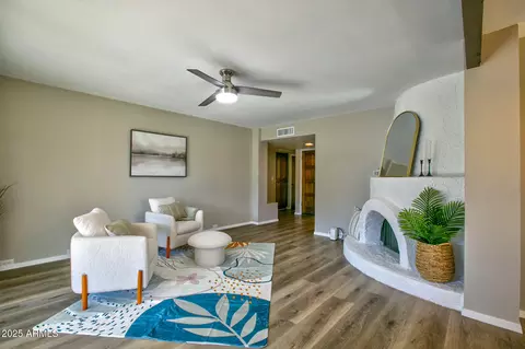 4605 E Valley View Dr, Phoenix, AZ 85044 photo 7