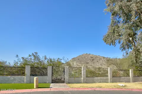 4605 E Valley View Dr, Phoenix, AZ 85044 photo 23