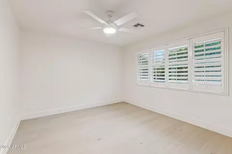 4642 E Pinchot Ave, Phoenix, AZ 85018 photo 14