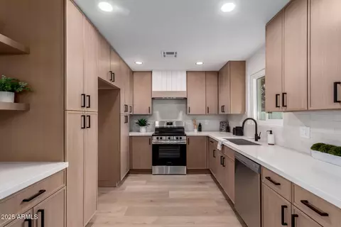 Kitchen - 3407 E Hubbell St, Phoenix, AZ 85008 photo 1 of 3