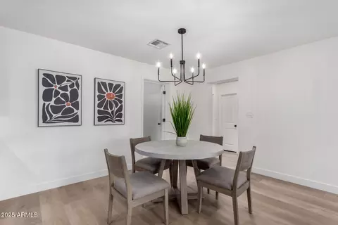 Dining - 3407 E Hubbell St, Phoenix, AZ 85008 photo 1 of 1