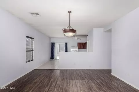 219 E Valley View Dr, Phoenix, AZ 85042 photo 14