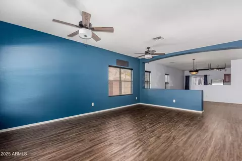 219 E Valley View Dr, Phoenix, AZ 85042 photo 11