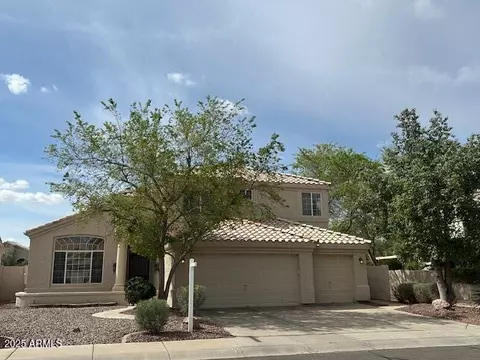 243 W Candlewood Ln, Gilbert, AZ 85233