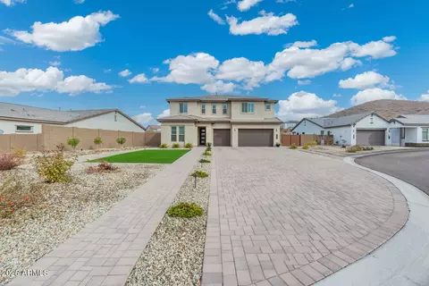 1914 E Fallen Leaf Ln, Phoenix, AZ 85024 photo 2