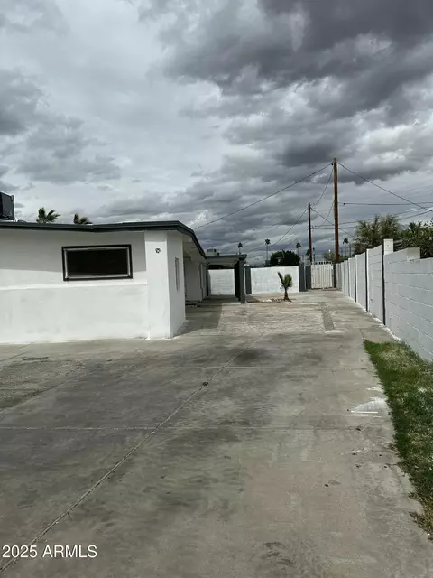 4801 N 34th Dr, Phoenix, AZ 85017 photo 9