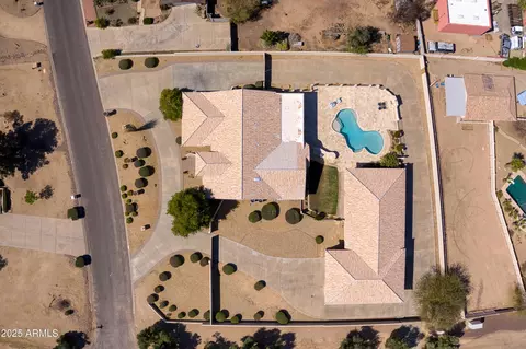 5102 W Soft Wind Dr, Glendale, AZ 85310