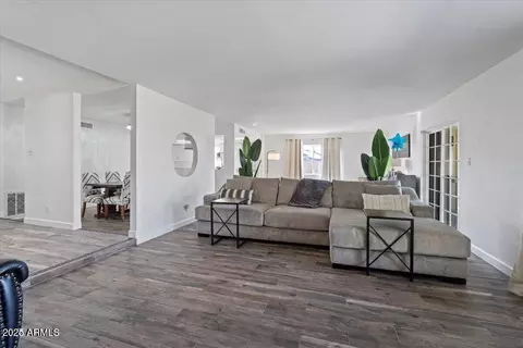 2438 E Claire Dr, Phoenix, AZ 85032 photo 15