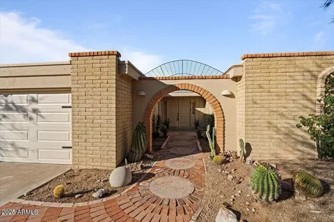 2438 E Claire Dr, Phoenix, AZ 85032 photo 3