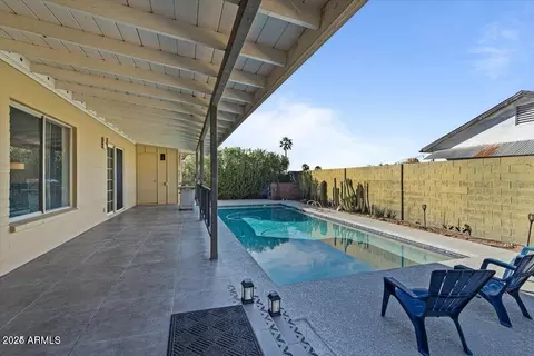 2438 E Claire Dr, Phoenix, AZ 85032